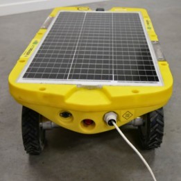 Vitirover - Autonomous Robotic Lawn Mower for Farming (Academic version)