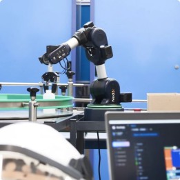 Braccio robotico Ned3 Pro a 6 assi