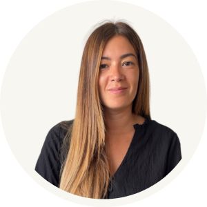 Emmanuelle Suarez, Sales administration