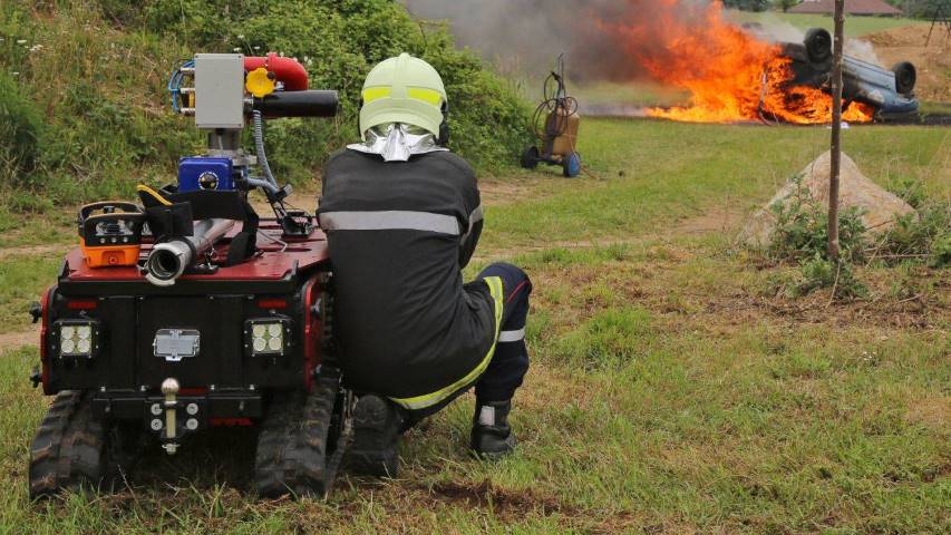 TEC800, a mobile platform used by firefighters