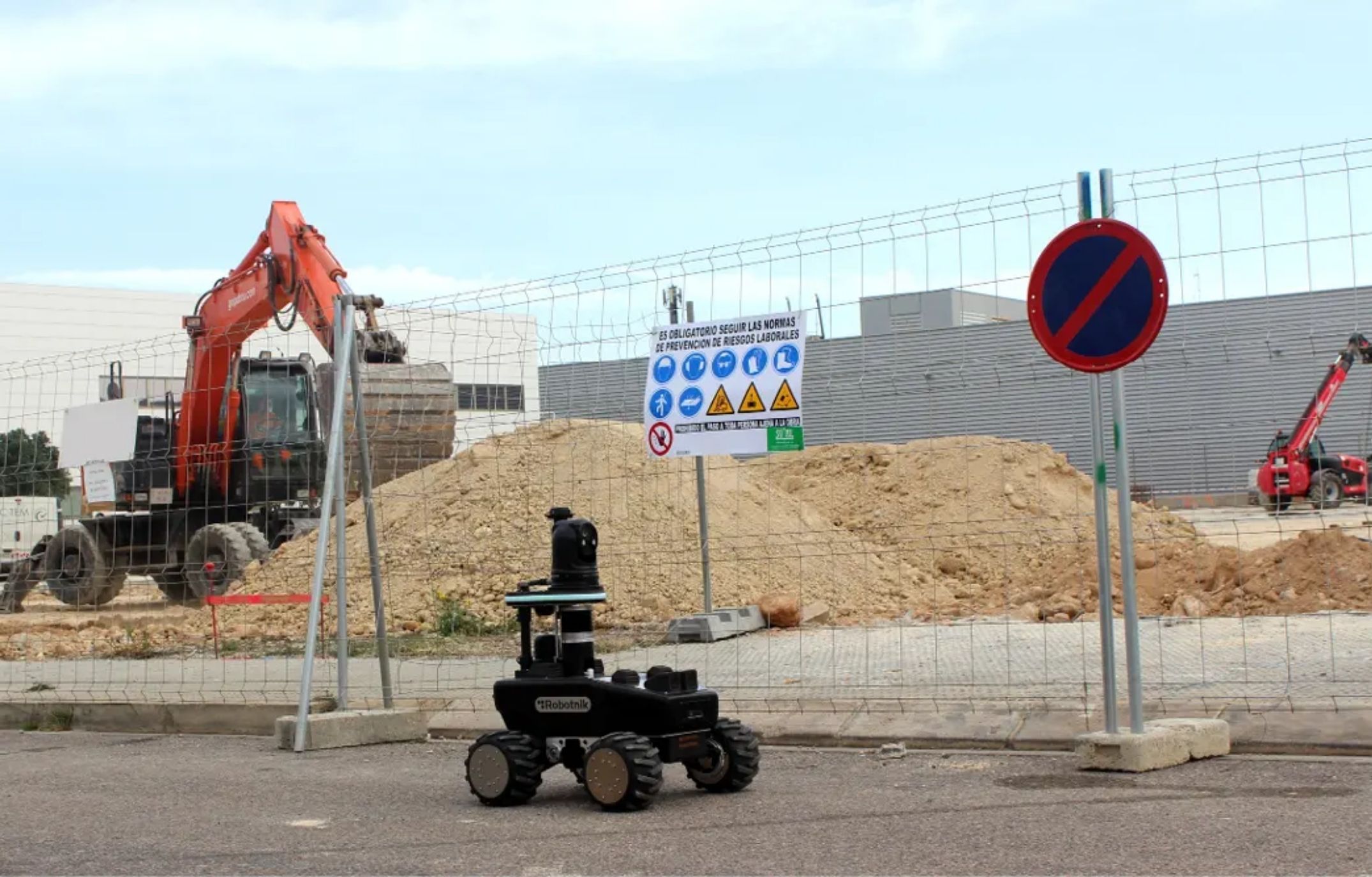 Robot de surveillance autonome RB-WATCHER - Robotnik