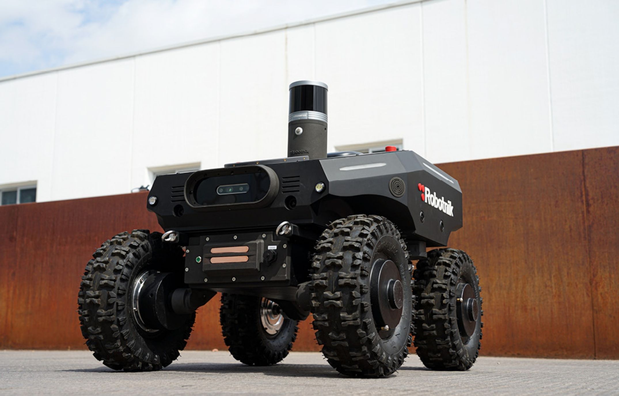 Autonomer Überwachungsroboter RB-WATCHER XL